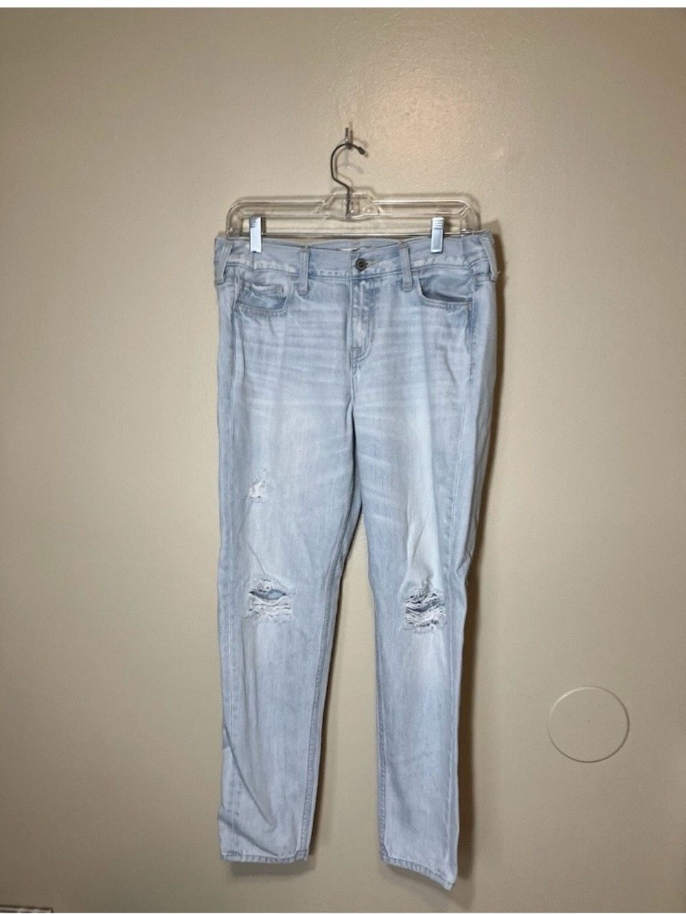 Hollister Light Blue Boyfriend Jeans Distressed 9R W29